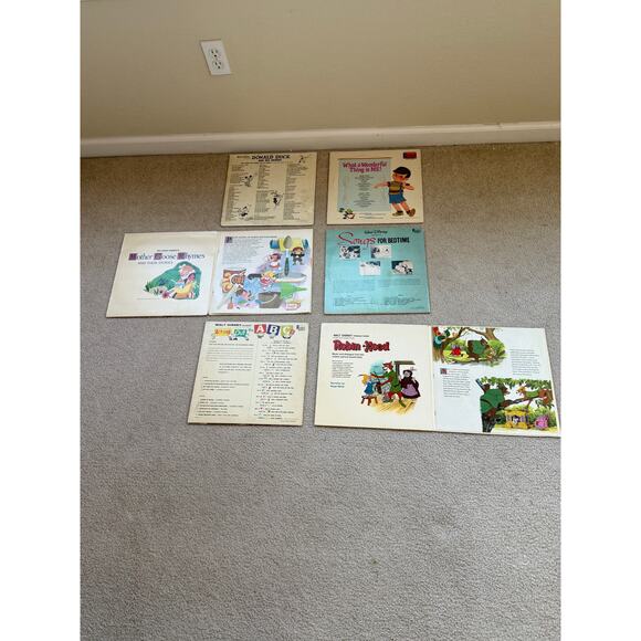 Vintage Disneyland (6) Vinyl LPs Collectible | Robin Hood, Donald Duck, + More - Picture 10 of 10